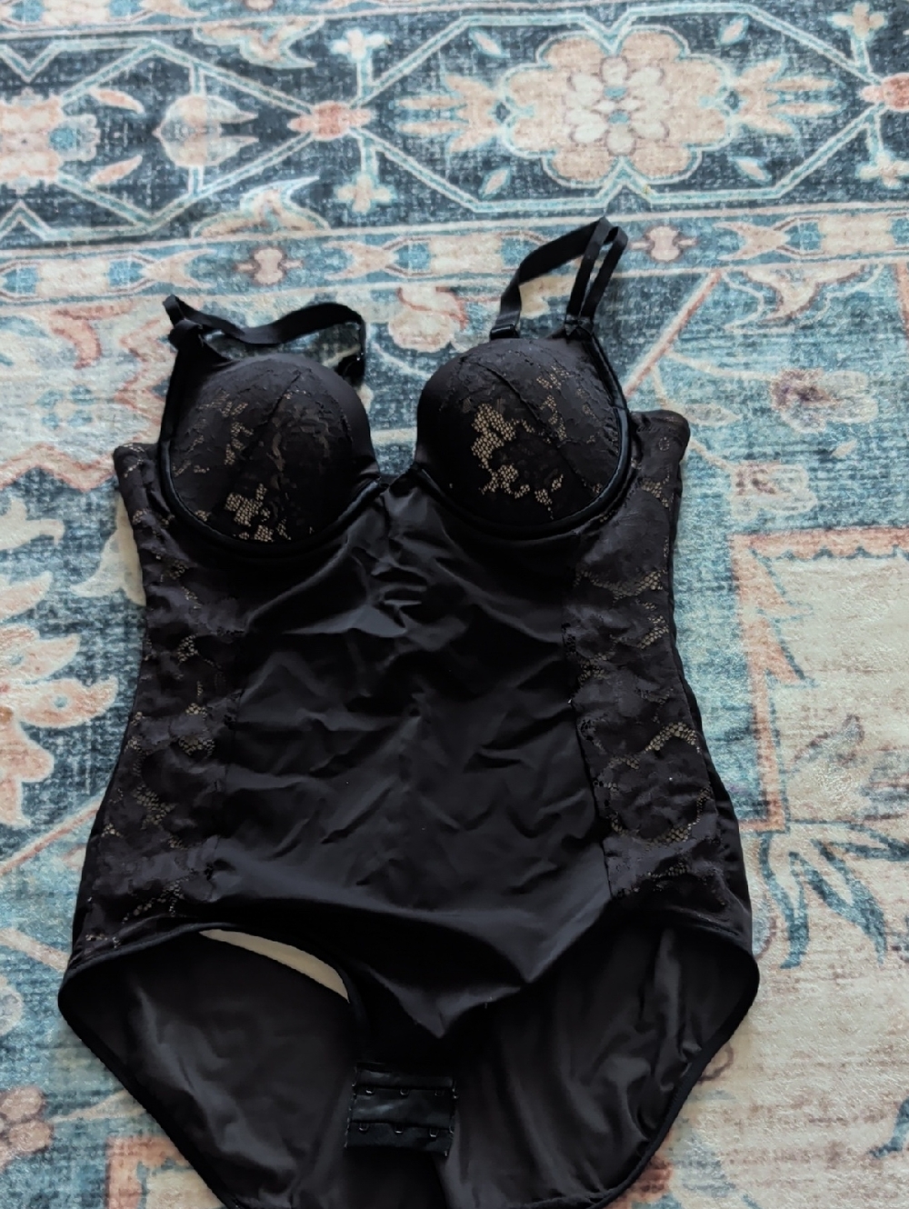 Maidenform Black Lace Underwire Bodysuit Shapewear
